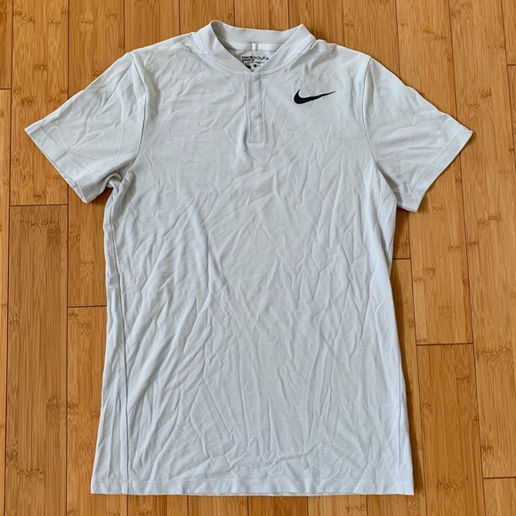 nike aeroreact blade polo